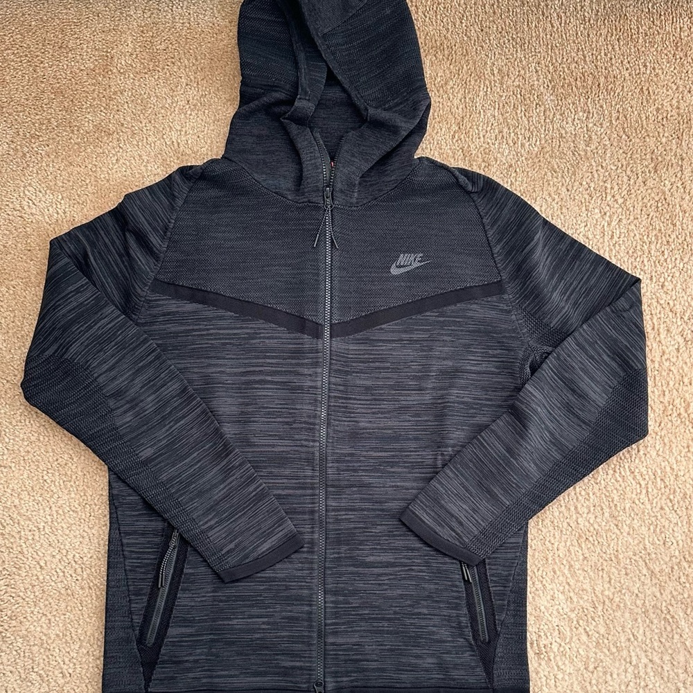 NIKE TECH KNIT WINDRUNNER HOODIE BLACK/ANTHRACITE